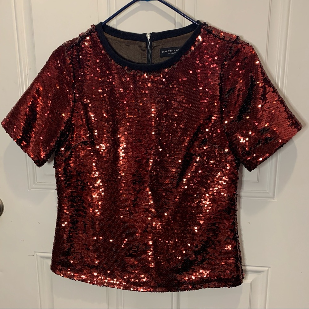 Dorothy Perkins Maroon Red Sequin Zipper Short Sleeve Top Size 4